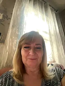 Snapshot of Irina2909@xh chatting on 11-16-25, 09:36 Irina2909xh online show from 11-16-25, 09:36