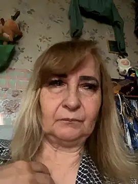 Snapshot of Irina2909@xh chatting on 11-08-25, 11:03 Irina2909xh online show from 11-08-25, 11:03