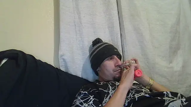 OscarbidD661 online show from 05-05-26, 08:50