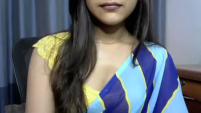 Snapshot of selen_5 chatting on 02-03-25, 07:31 selen 5 online show from 02-03-25, 07:31