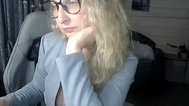 RubiLakros online show from 11-06-25, 12:09