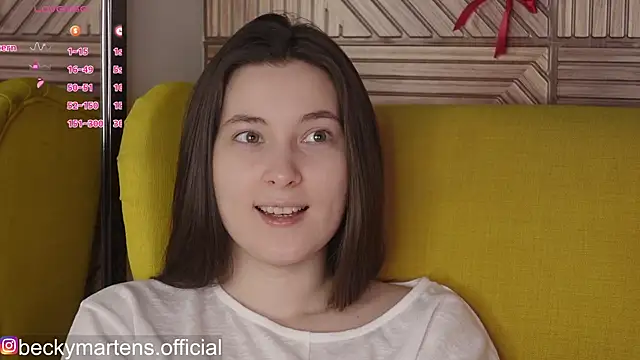 Snapshot of BeckyMartens chatting on 02-27-26, 04:34 BeckyMartens online show from 02-27-26, 04:34