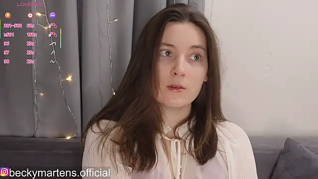 Snapshot of BeckyMartens chatting on 02-06-26, 04:30 BeckyMartens online show from 02-06-26, 04:30