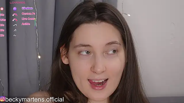 Snapshot of BeckyMartens chatting on 02-03-26, 06:40 BeckyMartens online show from 02-03-26, 06:40