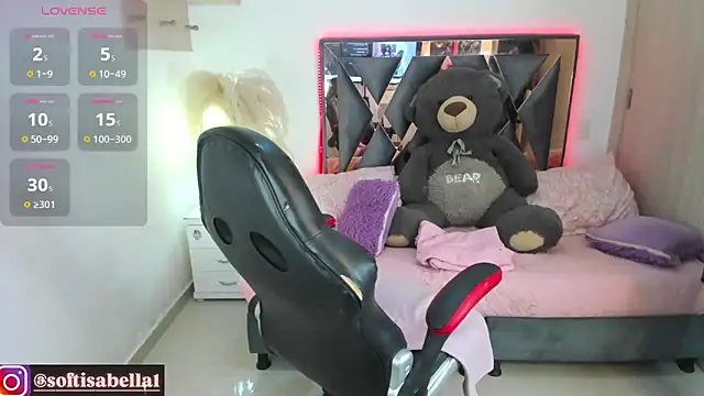 hollyprincess 2 online show from 09-28-25, 03:02