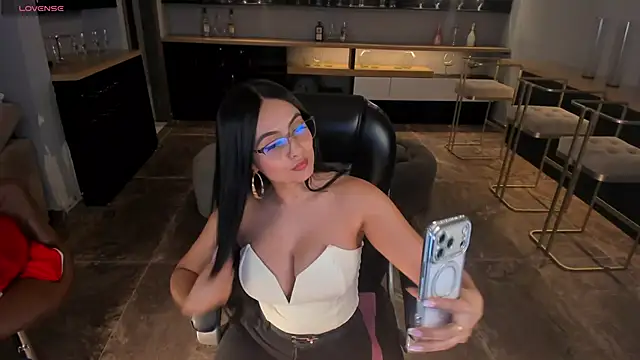 AshleyJhonson online show from 05-13-26, 10:06