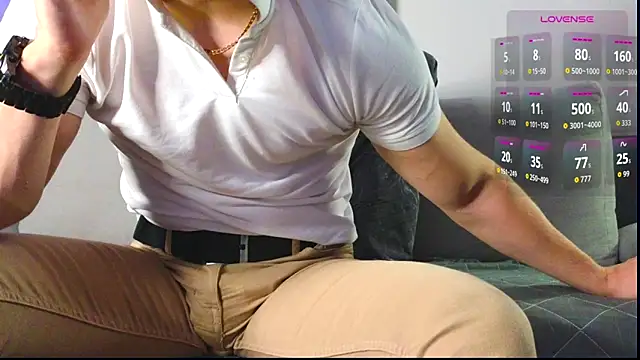 S3Xyes online show from 10-17-25, 03:58