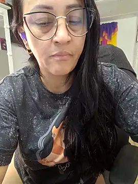 Ameliarizo online show from 02-16-26, 01:26