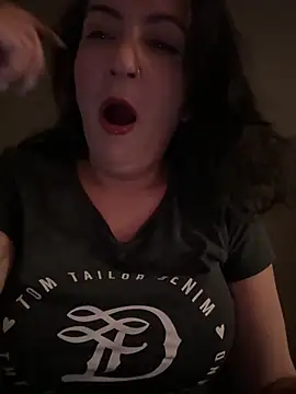 Snapshot of itsCassie chatting on 03-16-25, 09:37 itsCassie online show from 03-16-25, 09:37