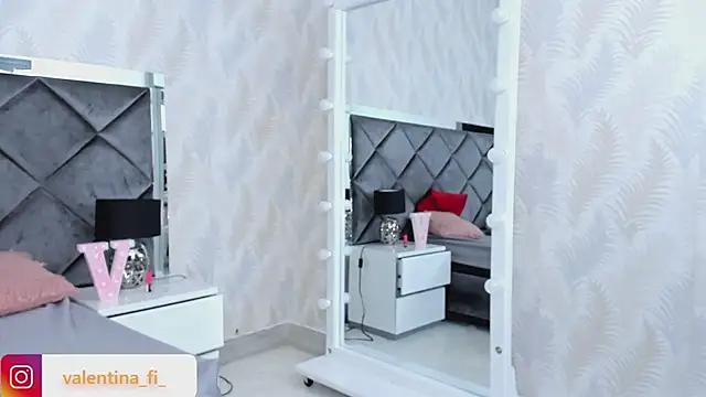 Snapshot of valentina_fi chatting on 03-20-25, 12:22 valentina fi online show from 03-20-25, 12:22