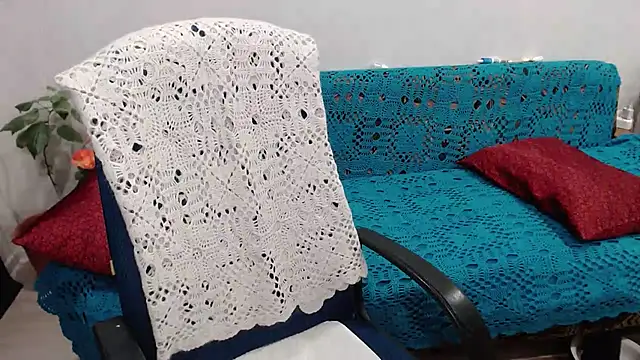 Snapshot of xHoneyLadyx chatting on 03-01-25, 03:38 xHoneyLadyx online show from 03-01-25, 03:38