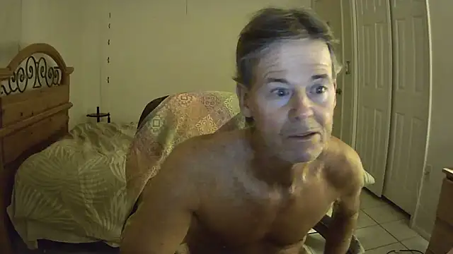 nakeedcowboi65 online show from 01-12-26, 09:16