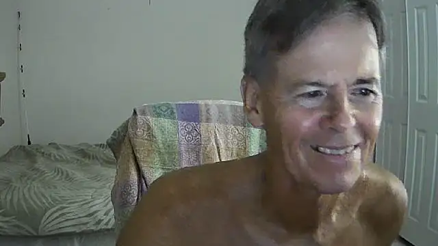 Snapshot of nakeedcowboi65 chatting on 09-19-25, 07:45 nakeedcowboi65 online show from 09-19-25, 07:45