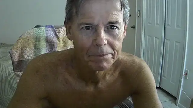 Snapshot of nakeedcowboi65 chatting on 10-07-25, 10:05 nakeedcowboi65 online show from 10-07-25, 10:05