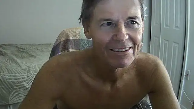Snapshot of nakeedcowboi65 chatting on 10-22-25, 05:07 nakeedcowboi65 online show from 10-22-25, 05:07