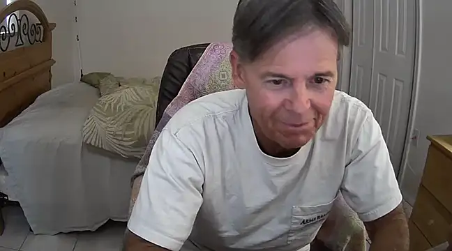 Snapshot of nakeedcowboi65 chatting on 03-10-25, 06:12 nakeedcowboi65 online show from 03-10-25, 06:12