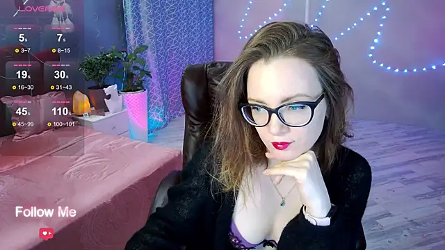 Snapshot of AngelaWhiti chatting on 02-13-25, 03:56 AngelaWhiti online show from 02-13-25, 03:56