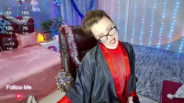 Snapshot of AngelaWhiti chatting on 12-26-24, 03:31 AngelaWhiti online show from 12-26-24, 03:31