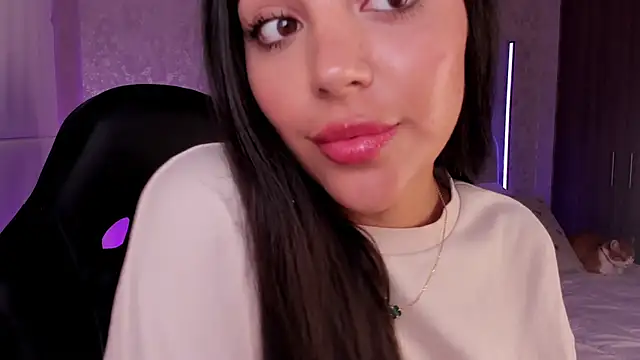Snapshot of salome__11 chatting on 02-19-25, 02:12 salome  11 online show from 02-19-25, 02:12