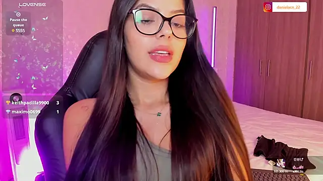 Snapshot of salome__11 chatting on 03-11-25, 03:25 salome  11 online show from 03-11-25, 03:25