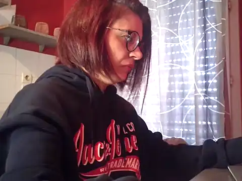 jennylovence online show from 01-16-25, 12:09