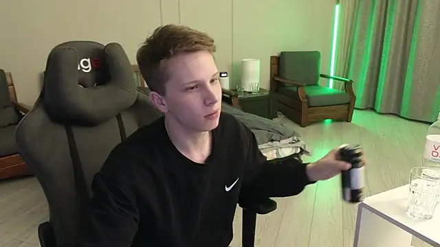 arlekincrop online show from 02-27-25, 03:37