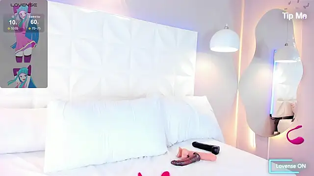 Snapshot of Alexis_camX chatting on 02-08-25, 02:49 Alexis camX online show from 02-08-25, 02:49