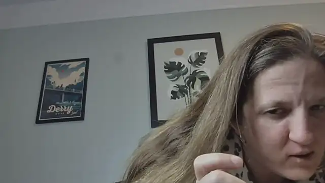 Snapshot of MissMera chatting on 12-13-24, 03:38 MissMera online show from 12-13-24, 03:38