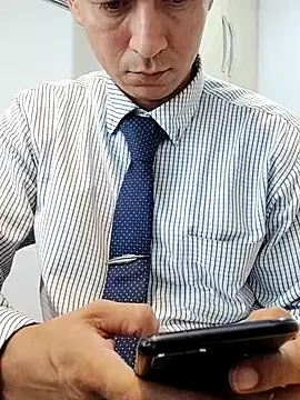 Business dickkk online show from 03-03-25, 04:15