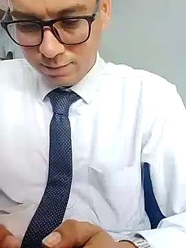 Business dickkk online show from 01-04-25, 05:16