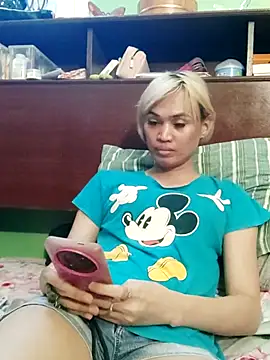 QueenSoreal online show from 07-21-26, 06:04