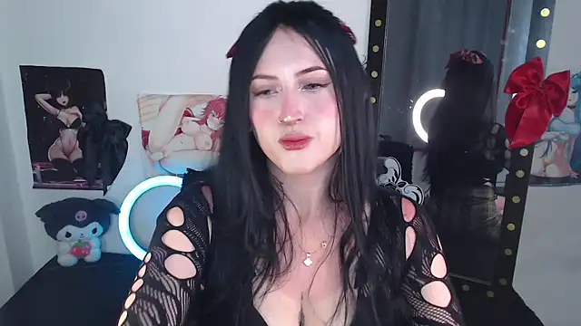 Snapshot of Evelyn_Sheeran chatting on 05-28-26, 05:48 Evelyn Sheeran online show from 05-28-26, 05:48