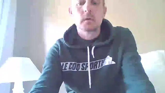 Snapshot of verylargecock chatting on 09-12-25, 10:15 verylargecock online show from 09-12-25, 10:15