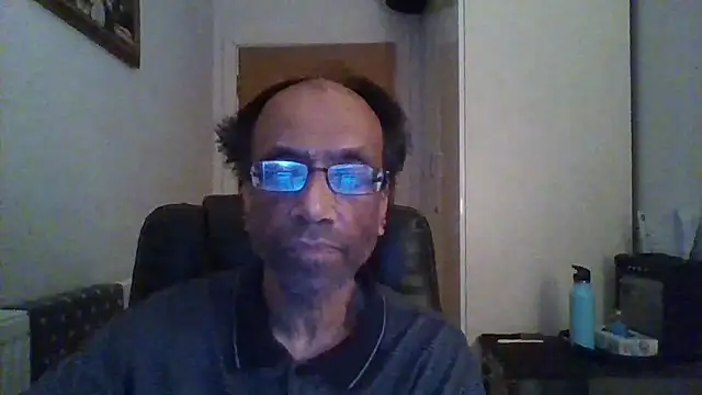 rauncher1 online show from 12-15-25, 04:46