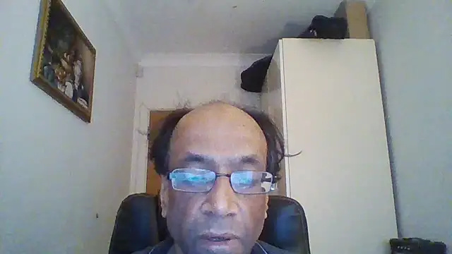 Snapshot of rauncher1 chatting on 02-06-25, 08:50 rauncher1 online show from 02-06-25, 08:50