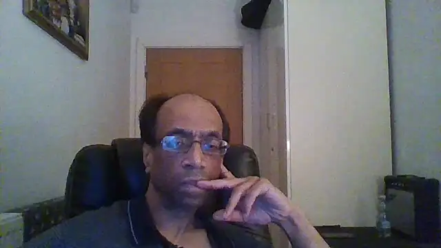Snapshot of rauncher1 chatting on 01-31-25, 12:50 rauncher1 online show from 01-31-25, 12:50