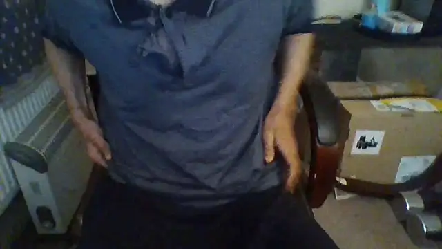 rauncher1 online show from 12-20-25, 03:04