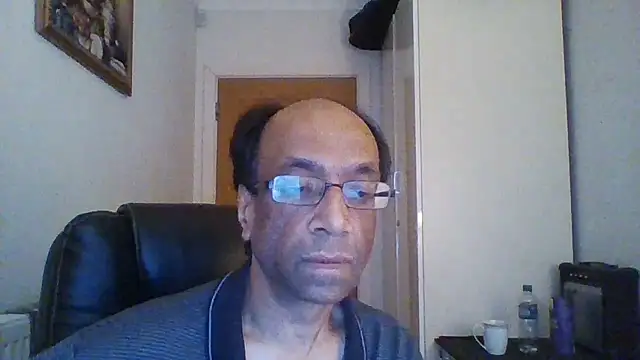 Snapshot of rauncher1 chatting on 01-07-25, 10:01 rauncher1 online show from 01-07-25, 10:01