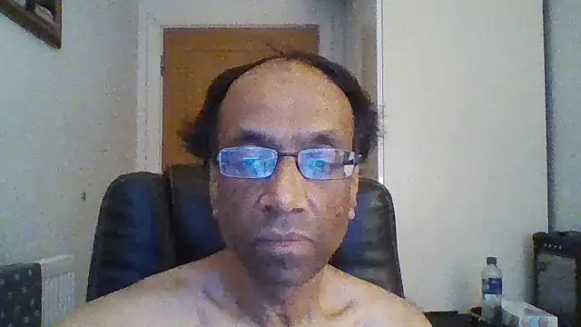 Snapshot of rauncher1 chatting on 09-09-25, 08:02 rauncher1 online show from 09-09-25, 08:02