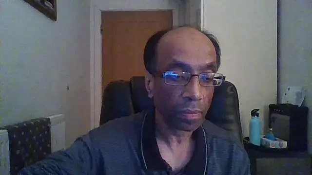 rauncher1 online show from 12-01-25, 11:27