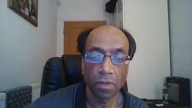 Snapshot of rauncher1 chatting on 01-08-25, 09:42 rauncher1 online show from 01-08-25, 09:42