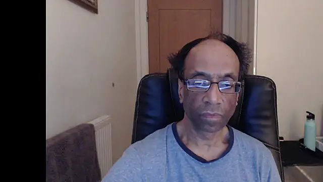 rauncher1 online show from 04-04-26, 11:44