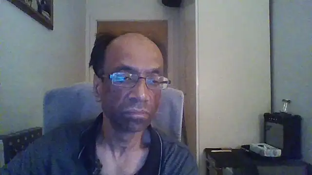 rauncher1 online show from 11-08-25, 01:53