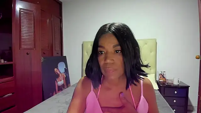 LUISSA  online show from 10-31-25, 10:12