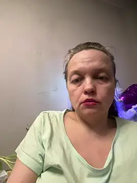 Snapshot of Susanel chatting on 03-16-25, 06:01 Susanel online show from 03-16-25, 06:01