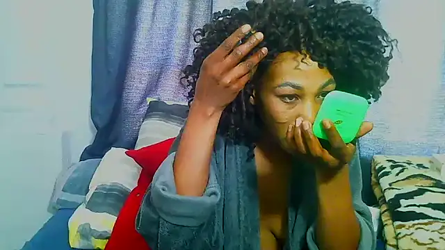 Snapshot of freaky_naughty chatting on 09-18-25, 07:22 freaky naughty online show from 09-18-25, 07:22