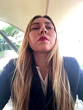 Brittanyrosexx online show from 12-21-25, 08:09