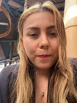 Snapshot of Brittanyrosexx chatting on 02-25-26, 07:25 Brittanyrosexx online show from 02-25-26, 07:25