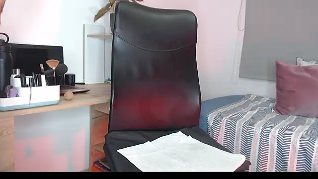 BriannaLorens online show from 03-13-26, 03:28