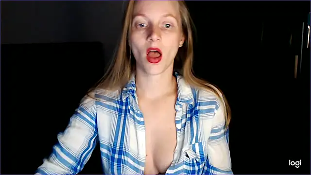Snapshot of Shantidol chatting on 10-22-25, 08:41 Shantidol online show from 10-22-25, 08:41